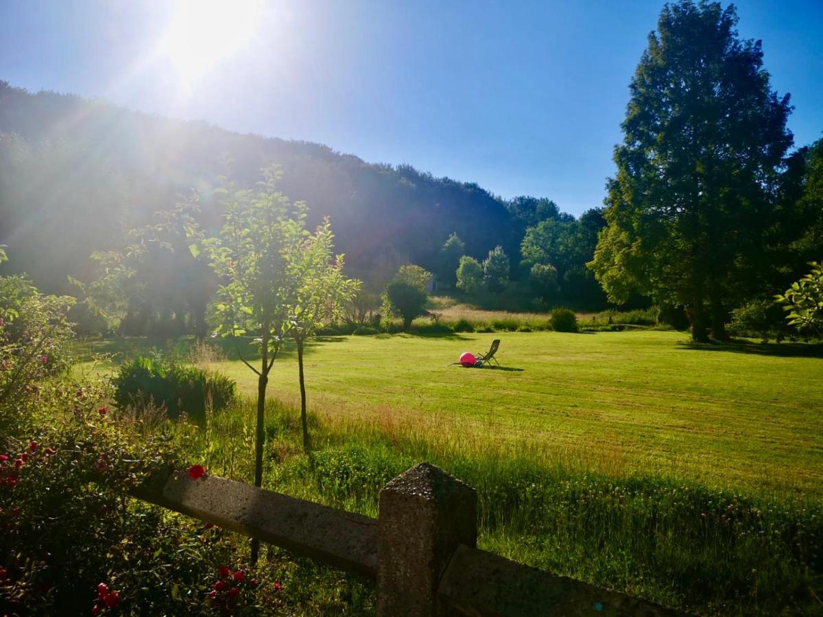 Aux Jolies Sources Bed & Breakfast Saint-Aubin-sur-Scie Exterior photo